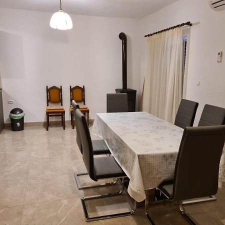 Apartman Gilan セゲット・ヴラニツァ エクステリア 写真