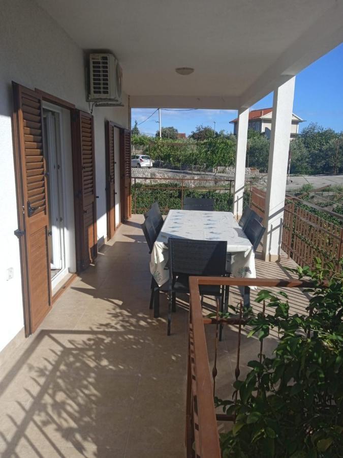 Apartman Gilan セゲット・ヴラニツァ エクステリア 写真